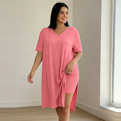 Női kétrészes nyári szett plus size nőknek, hosszú póló oldalsó hasítékkal és rövidnadrág, puha, rugalmas és lélegző anyagból