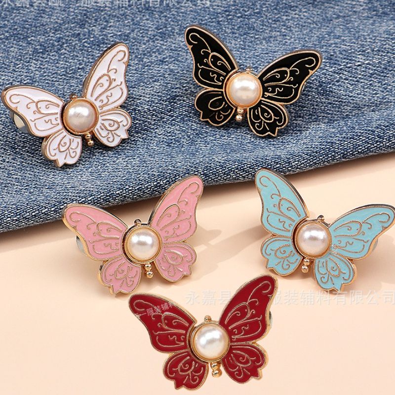 🌸🦋 Vásárolj 5-öt, kapsz 5-öt ingyen 🎁💜 Levehető, pillangó alakú, állítható övcsat: Nincs szükség szerszámokra, tökéletesen illik farmerhez, szoknyához és ruhához ✨👗💃