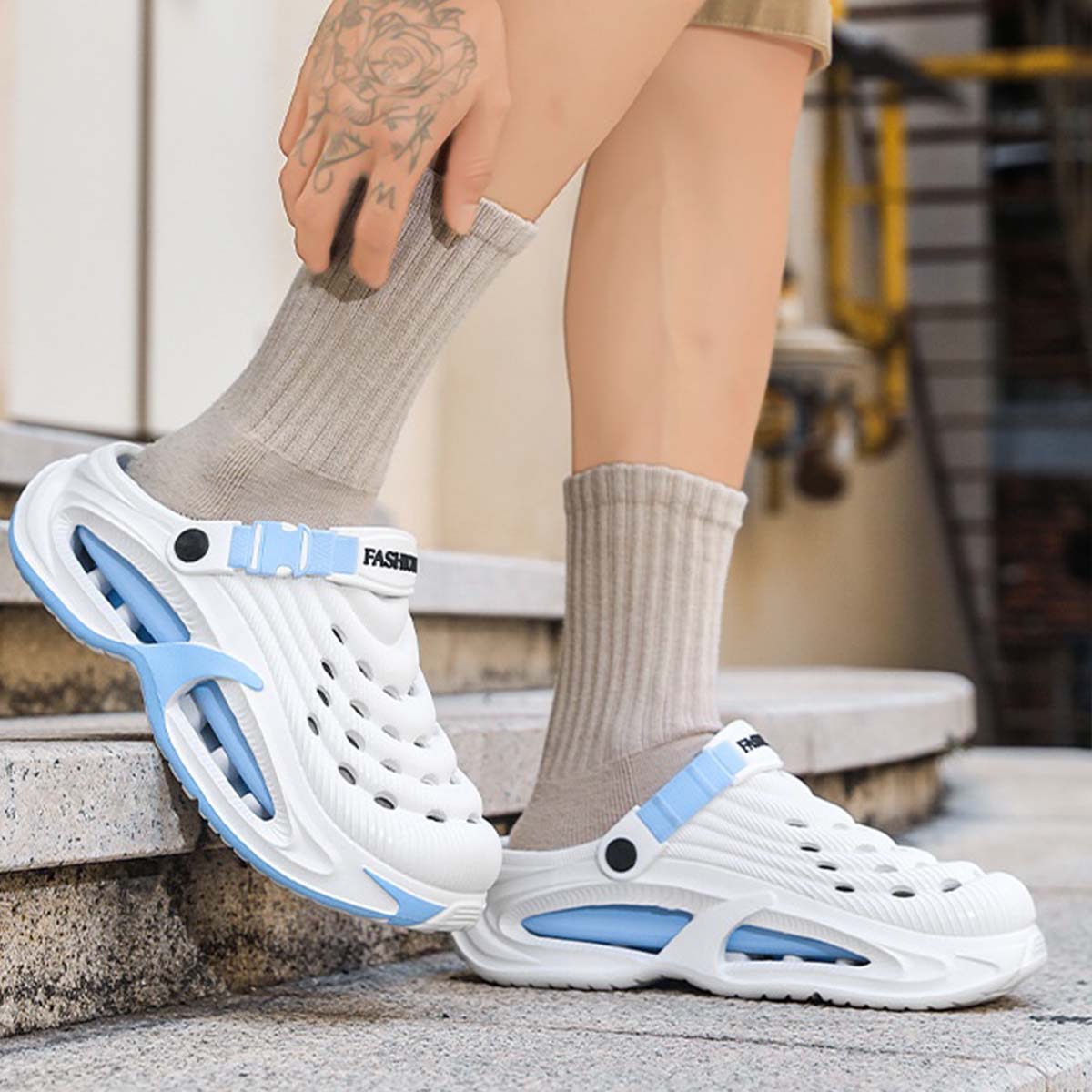 👟 50% KEDVEZMÉNY 🌬️ 2 az 1-ben univerzális férfiszandál – Vastag EVA talp, csúszásmentes, extra könnyű és légáteresztő 🏃‍♂️