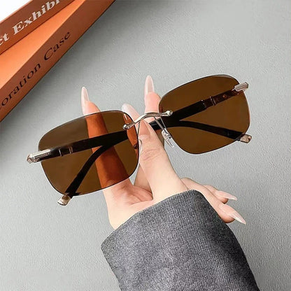 【Vásárolj 1-et, kapsz 1-t ingyen】🕶️✨ Polarizált napszemüveg – Tiszta látás, átfogó védelem, stílusos és divatos 🎁 Valódi bőr szemüvegtok + tisztítókendő – praktikus és stílusos